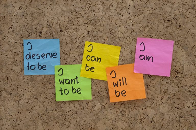 AA alcoholics annonymous 12 step addiction treatment 768x512