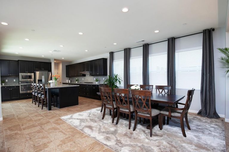 inpatient drug rehabs San Diego California program living rooms 768x512